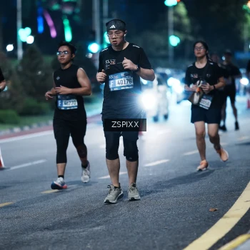 Runner Photo 3777100