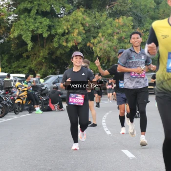Runner Photo 3777257
