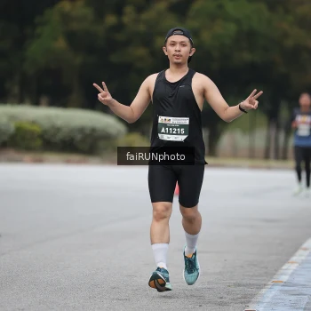 Runner Photo 3777365
