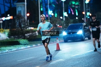 Runner Photo 3777447