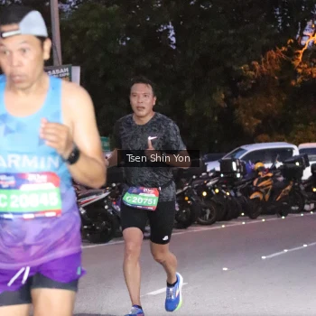 Runner Photo 3777479