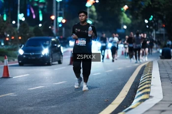Runner Photo 3777504