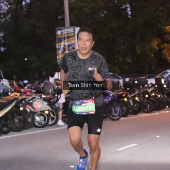 Runner Photo 3777505