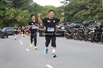 Runner Photo 3777564
