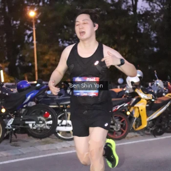 Runner Photo 3777584