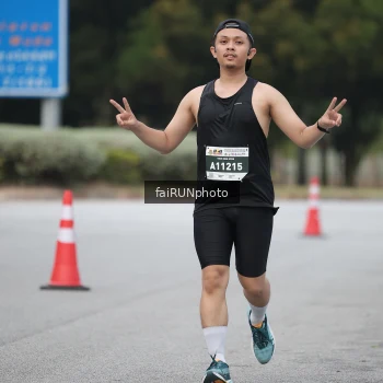 Runner Photo 3777706