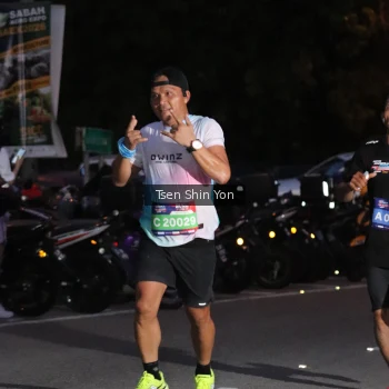 Runner Photo 3777722
