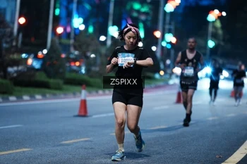 Runner Photo 3777755