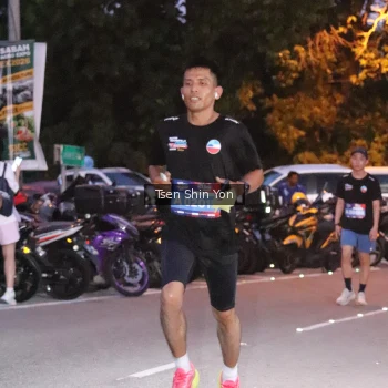 Runner Photo 3777800