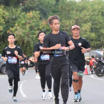 Runner Photo 3777864