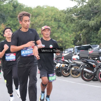 Runner Photo 3777887