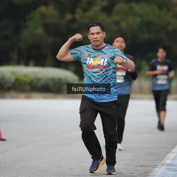 Runner Photo 3777913