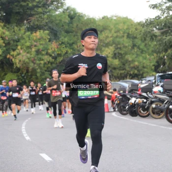 Runner Photo 3777914