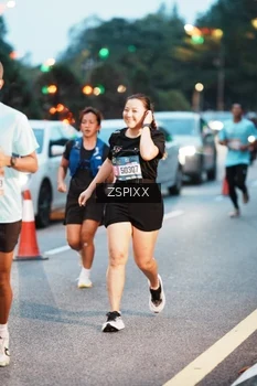 Runner Photo 3778001
