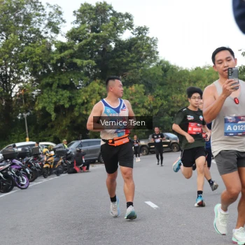 Runner Photo 3778324