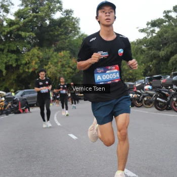 Runner Photo 3778416