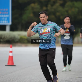 Runner Photo 3778441