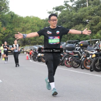 Runner Photo 3778487