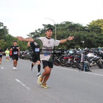 Runner Photo 3778507