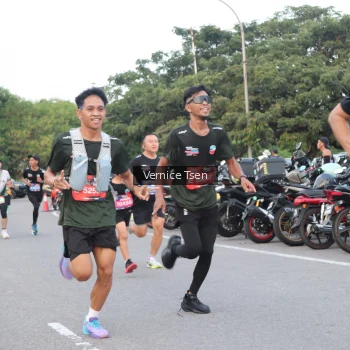 Runner Photo 3778881