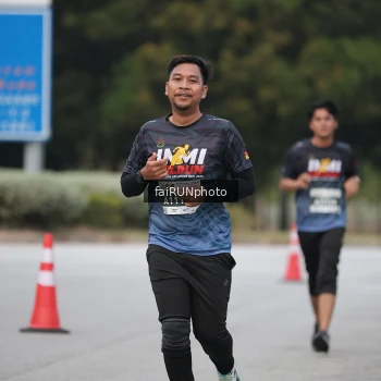 Runner Photo 3778937