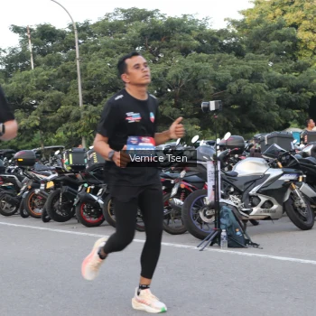 Runner Photo 3779108