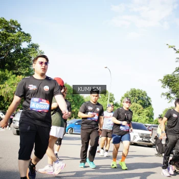 Runner Photo 3779344