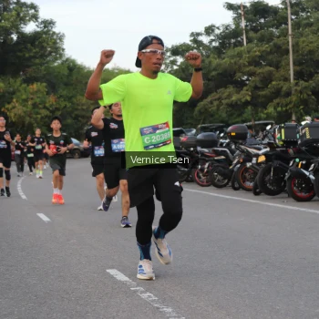 Runner Photo 3779410