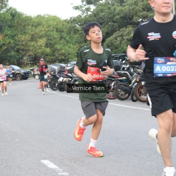 Runner Photo 3779502