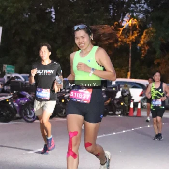 Runner Photo 3779605
