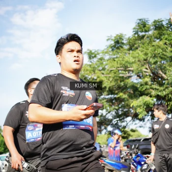 Runner Photo 3779643