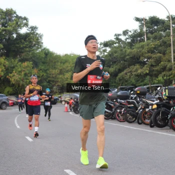 Runner Photo 3779681