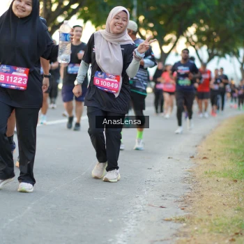 Runner Photo 3779693