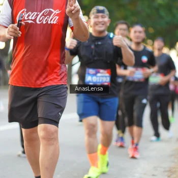 Runner Photo 3779895