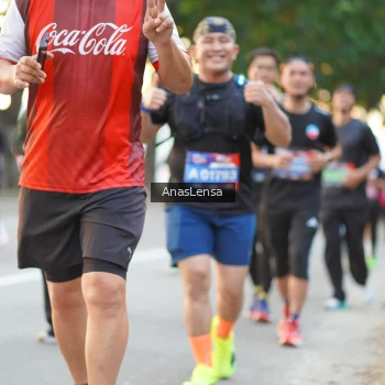 Runner Photo 3779903