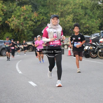 Runner Photo 3779942