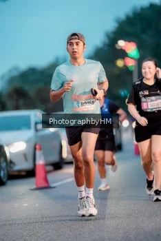 Runner Photo 3780004