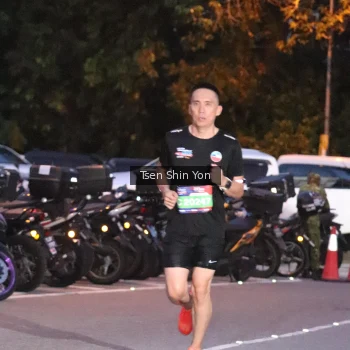 Runner Photo 3780057