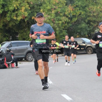 Runner Photo 3780144
