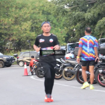 Runner Photo 3780172