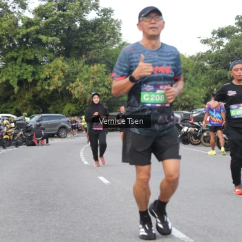 Runner Photo 3780231