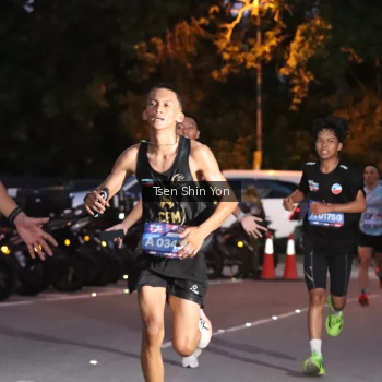 Runner Photo 3780362