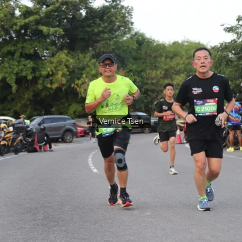 Runner Photo 3780409