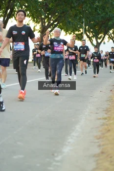 Runner Photo 3780543