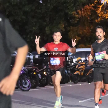 Runner Photo 3780569