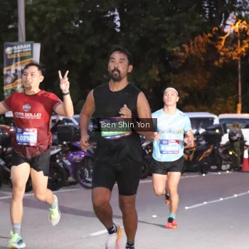Runner Photo 3780572