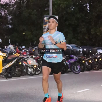 Runner Photo 3780616