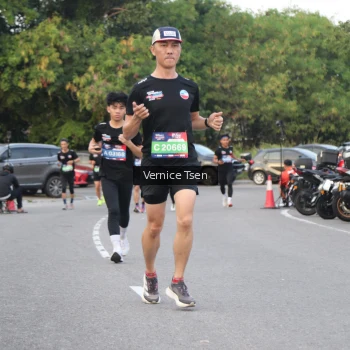 Runner Photo 3780639