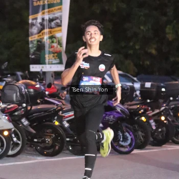 Runner Photo 3780811
