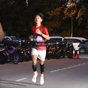 Runner Photo 3780871